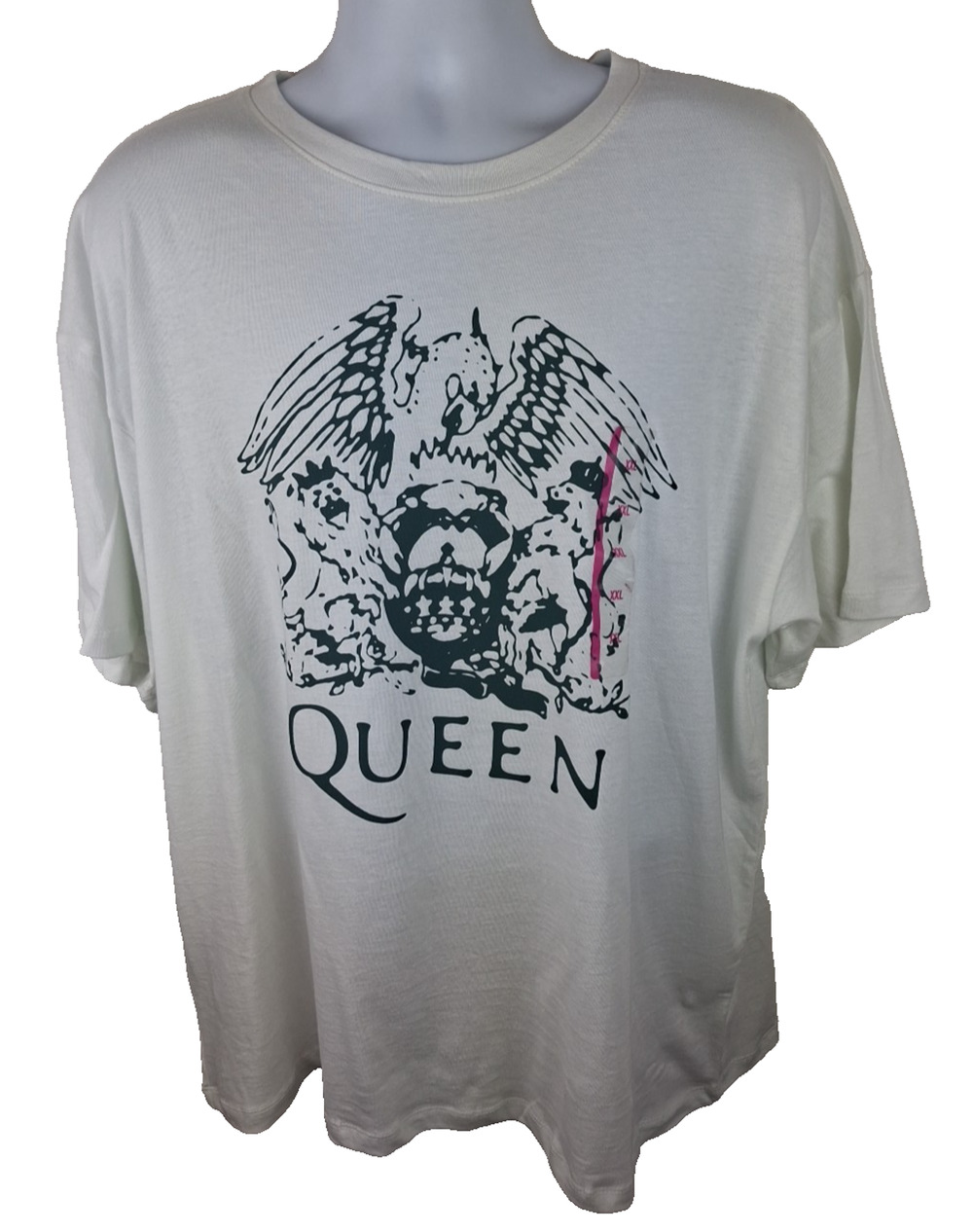 Official Queen Rock Band Logo White Tshirt Size XXL, Size tag still attacked